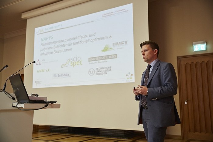 Foto: © Marco Warmuth – Der Wachstumskern BioSAM präsentierte den Teilnehmern mit einem eigenen Panel seine Wachstumsstrategie und Informationen zu Biologischen Sensor-Aktor-Systemen.